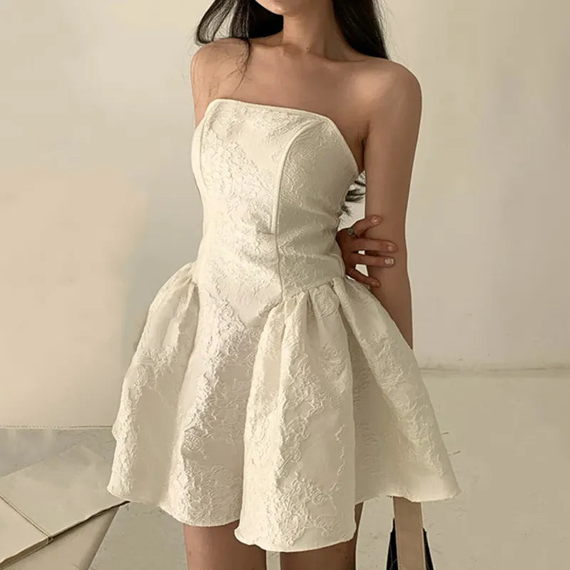 Beautiful lace pattern dress above the knee