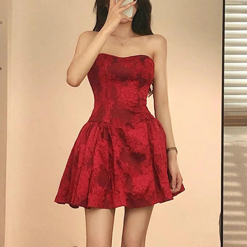 Beautiful lace pattern dress above the knee